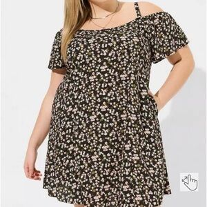 NWT Torrid Mini Challis Cold Shoulder Trapeze Dress - Ava Ditsy Floral